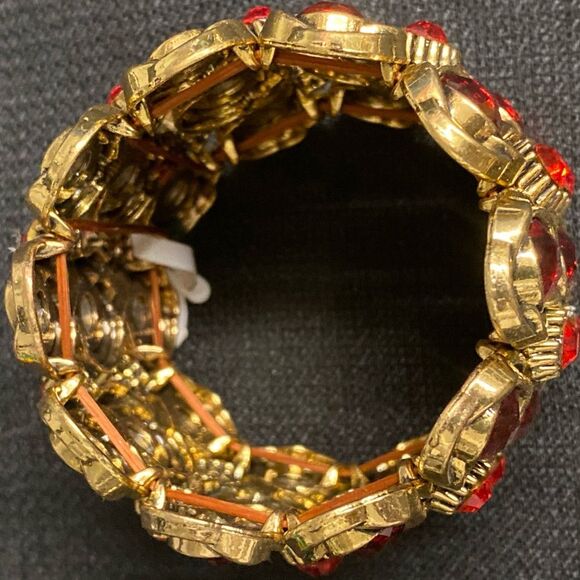 RHINESTONE STRETCH BRACELET ~ One size fits all ~ Brand New ~ Makes Great Gift - Picture 2 of 3